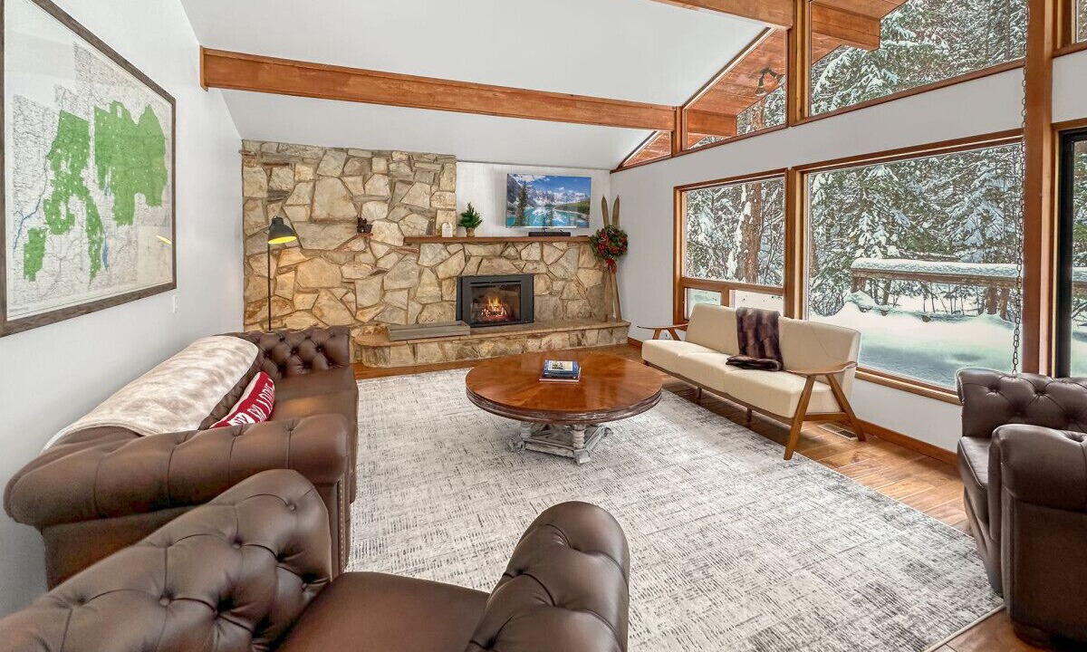 Photo of Livingroom in New Meadows