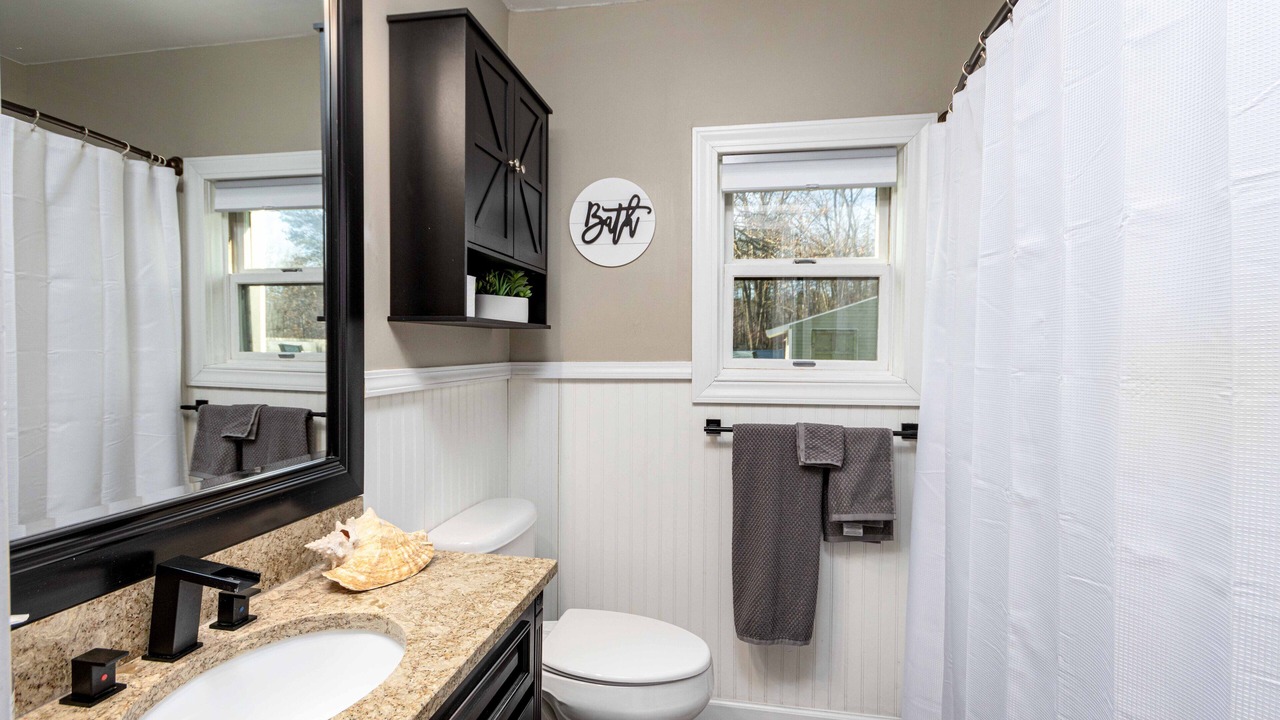 Photo of Bathroom in Shelbyville