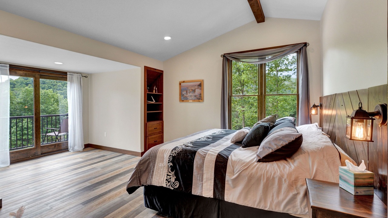 Photo of Bedroom in Driftwood