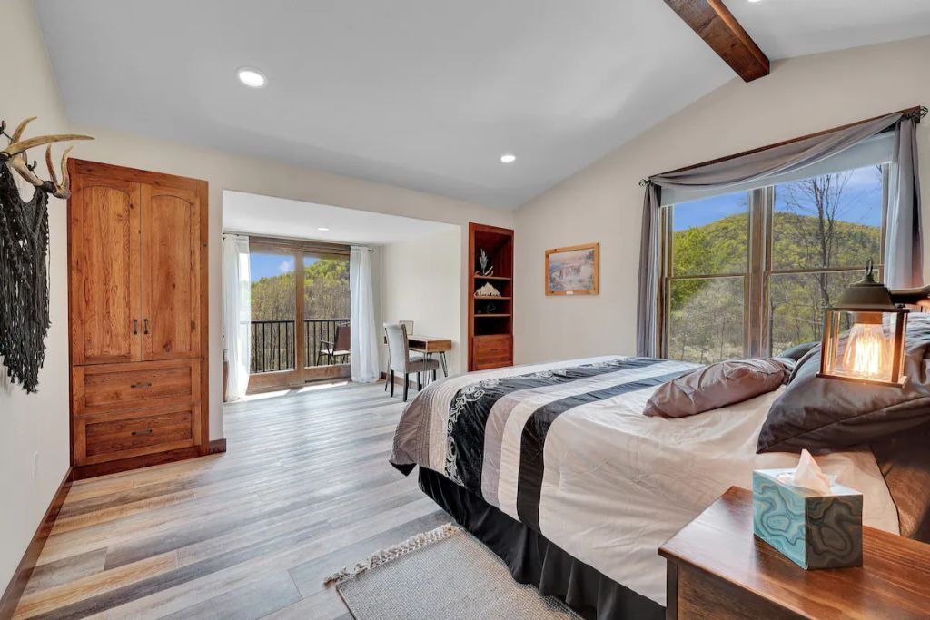 Photo of Bedroom in Driftwood