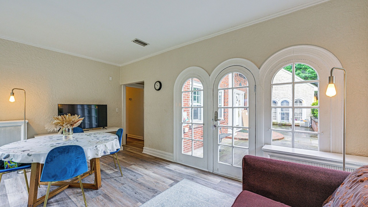 Photo of Livingroom in Mamaroneck