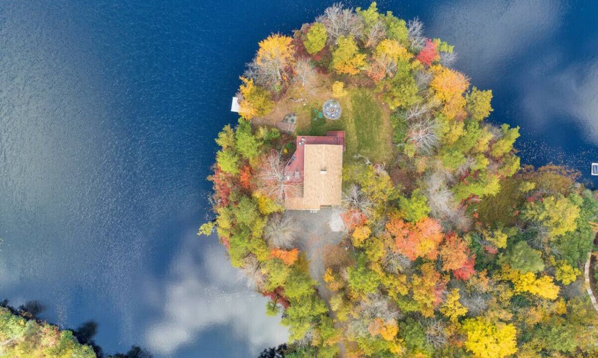 Photo of Others in Long Pond