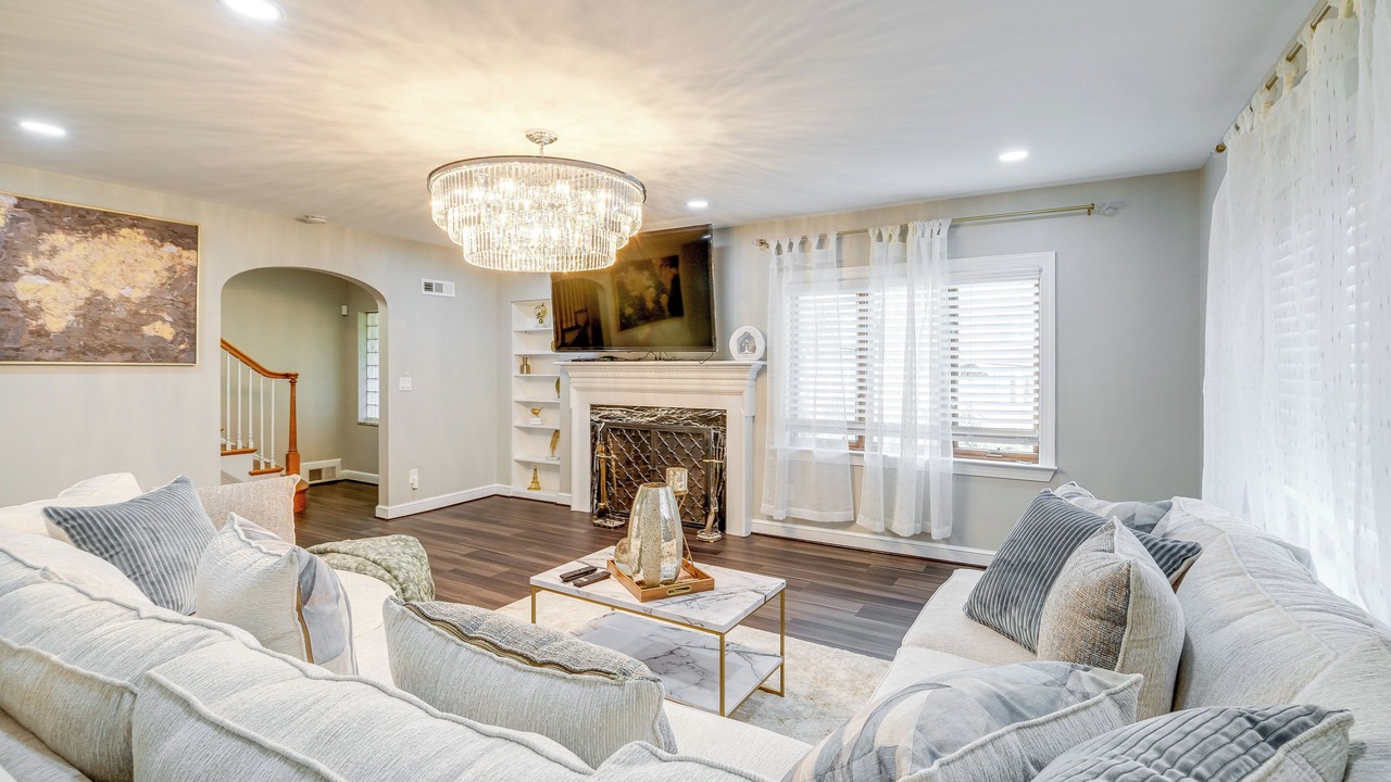 Photo of Livingroom in Silver Spring