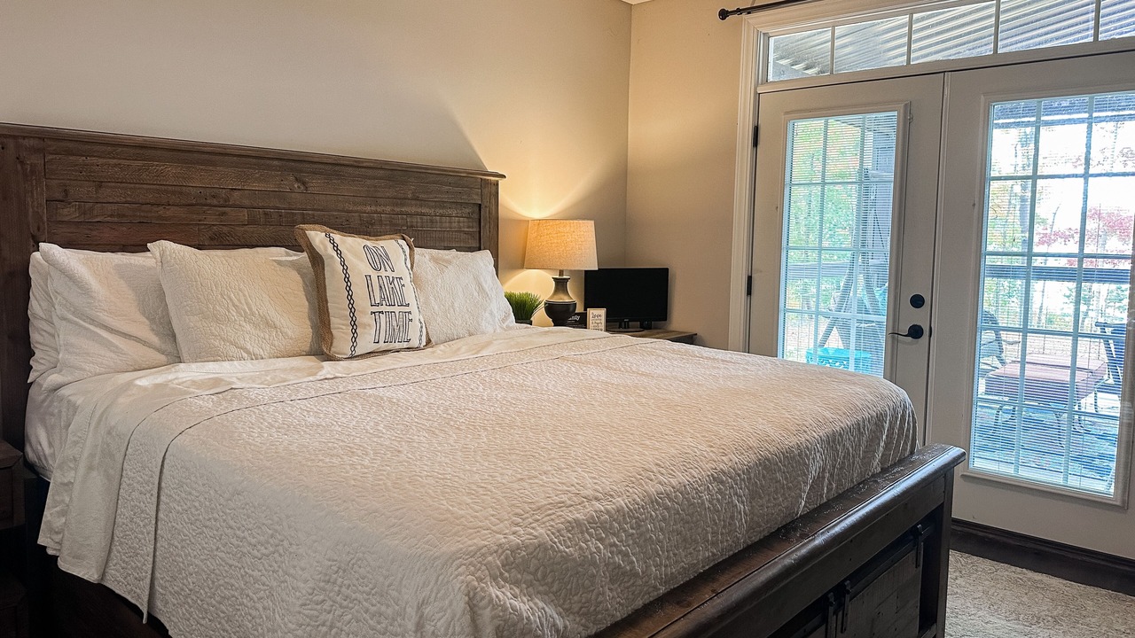 Photo of Bedroom in Sharps Chapel
