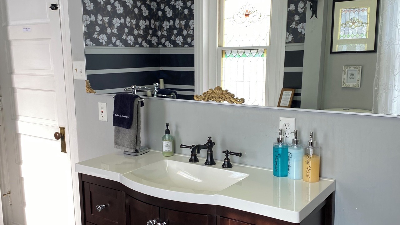 Photo of Bathroom in Rohrerstown