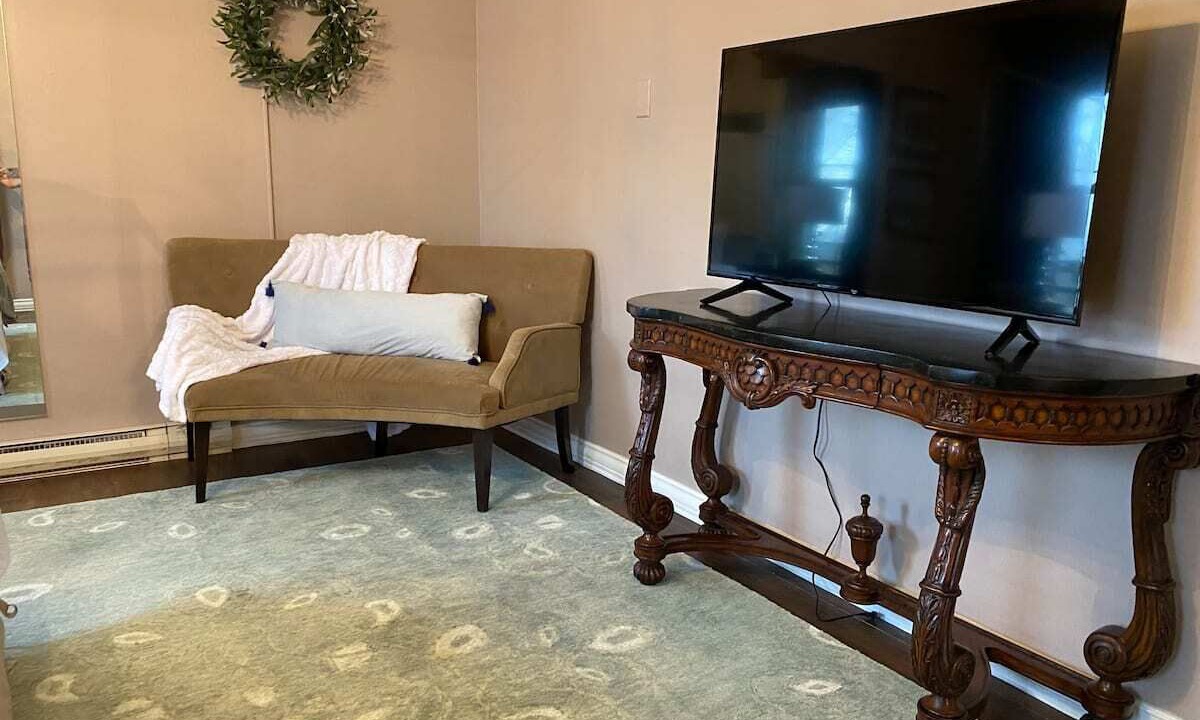 Photo of Livingroom in Rohrerstown