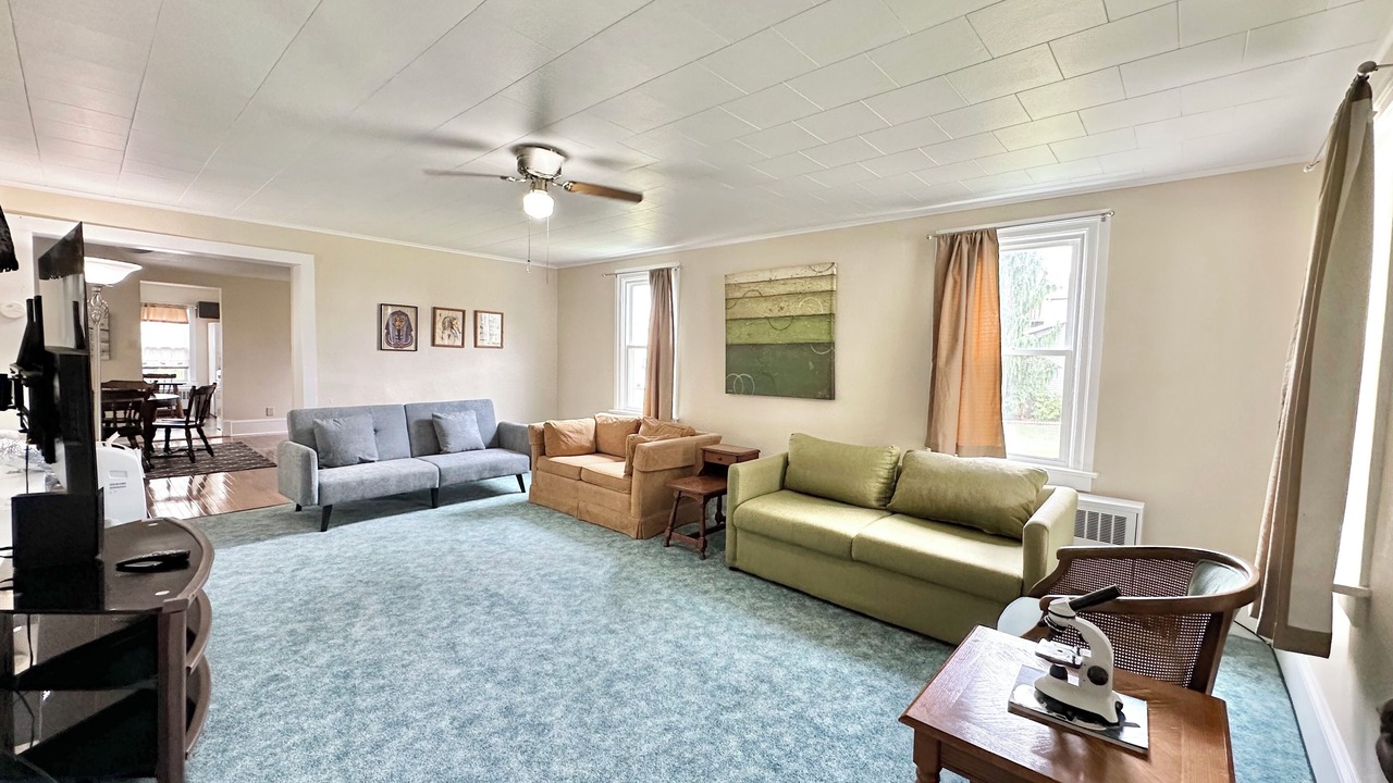 Photo of Livingroom in Danville