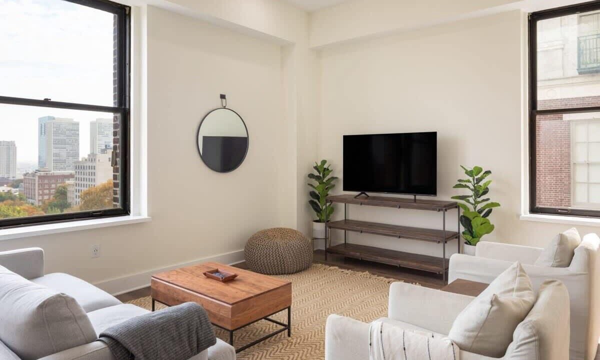 Photo of Livingroom in Center City East