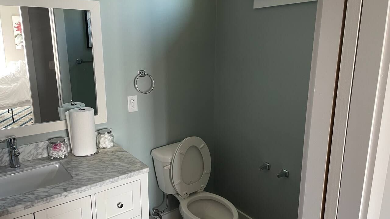 Photo of Bathroom in Dunean