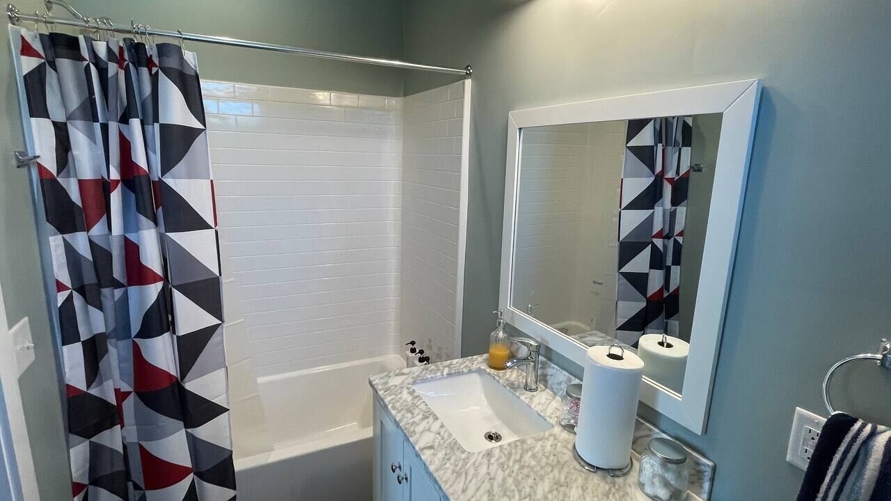 Photo of Bathroom in Dunean