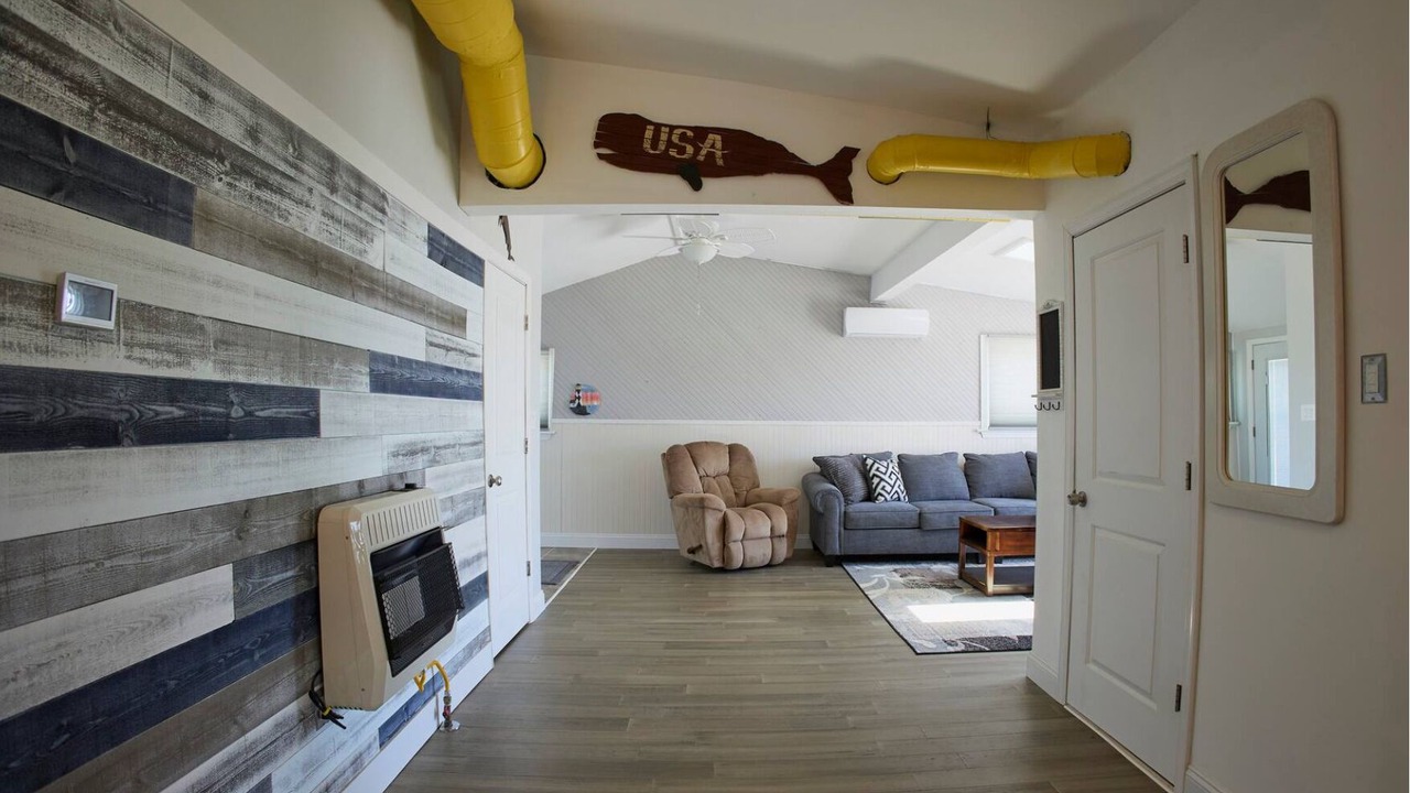 Photo of Livingroom in Tuckerton Beach