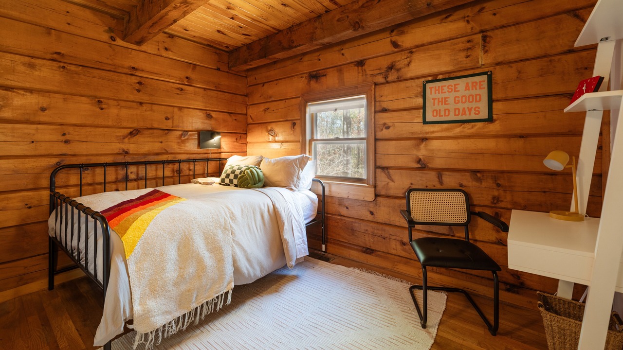 Photo of Bedroom in Haywood