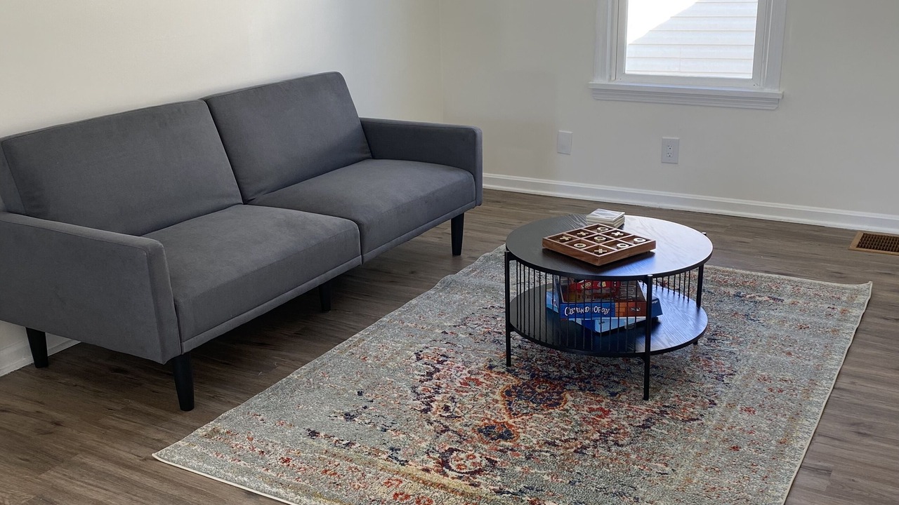 Photo of Livingroom in Mayfield Heights