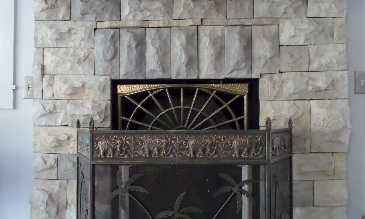 Photo of Livingroom in Sylvan Shores
