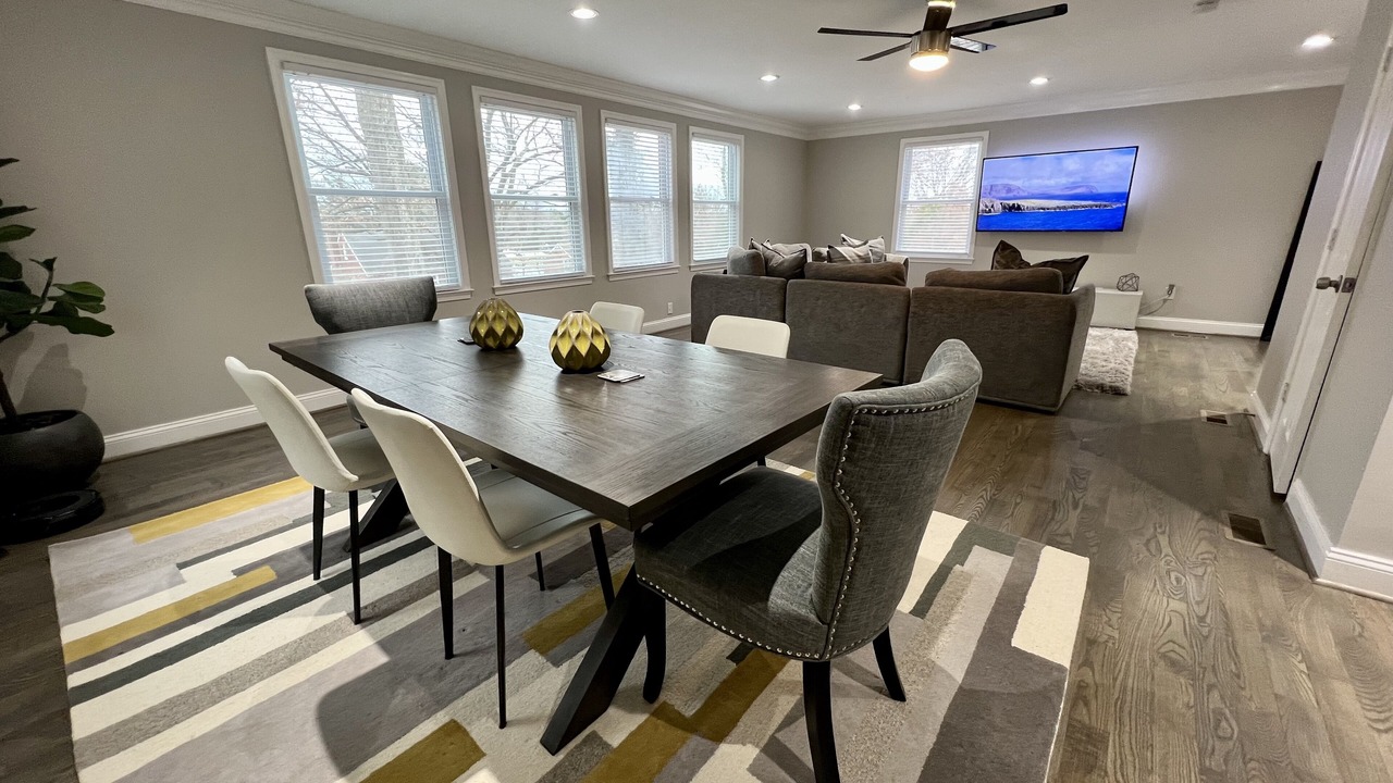 Photo of Bedroom in Forest Heights