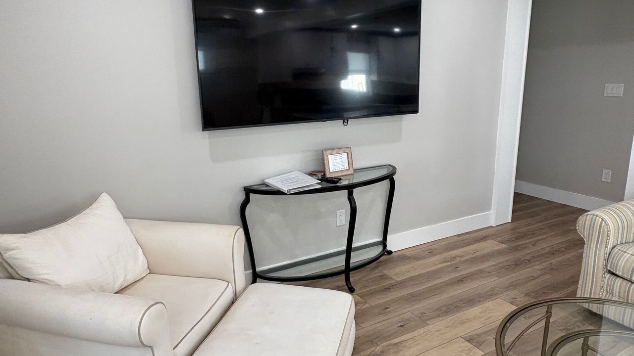 Photo of Livingroom in North End