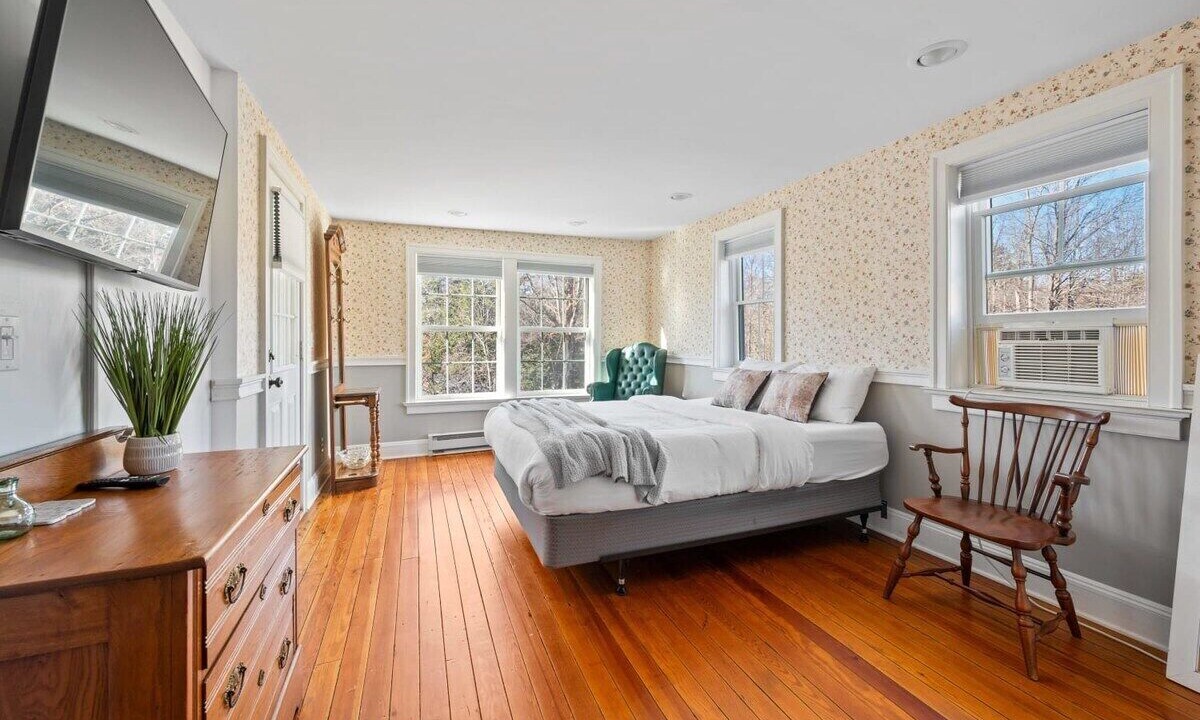 Photo of Bedroom in Ellenville