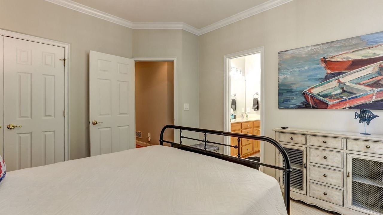 Photo of Bedroom in Big Canoe