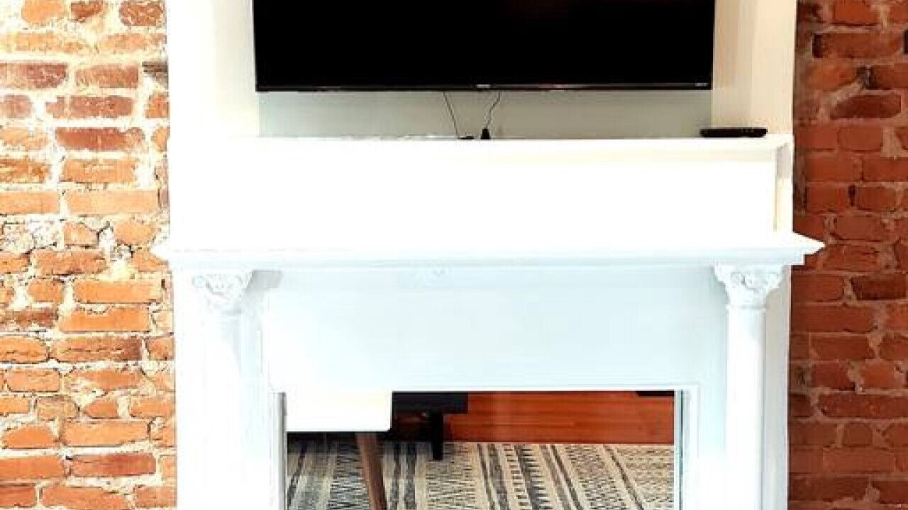 Photo of Livingroom in Adams Morgan