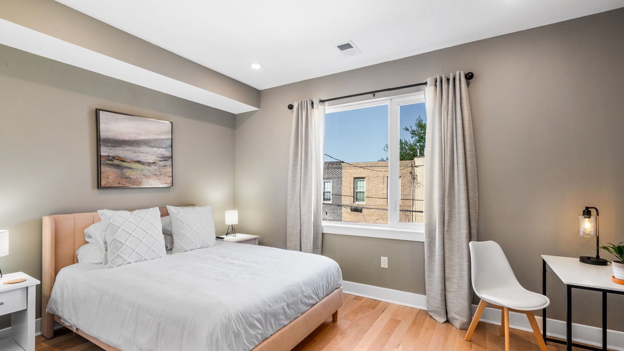 Photo of Bedroom in Point Breeze