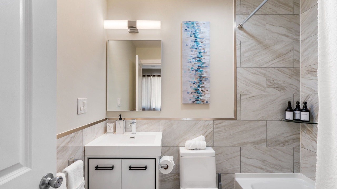 Photo of Bathroom in Point Breeze