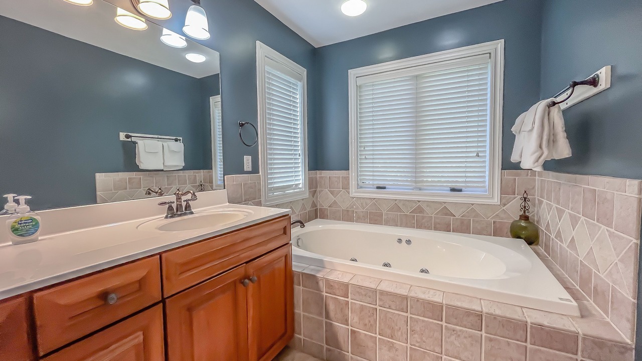 Photo of Bathroom in Thayerville
