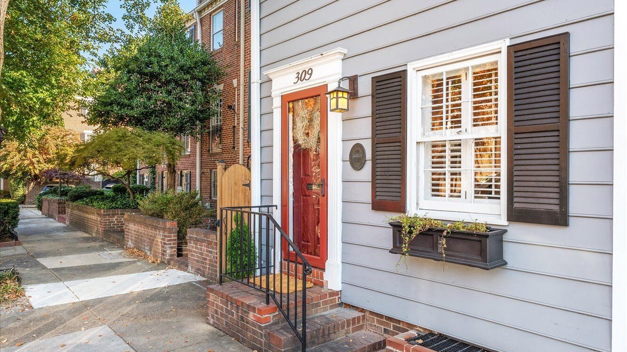 Photo of Outdoor in Old Town Alexandria