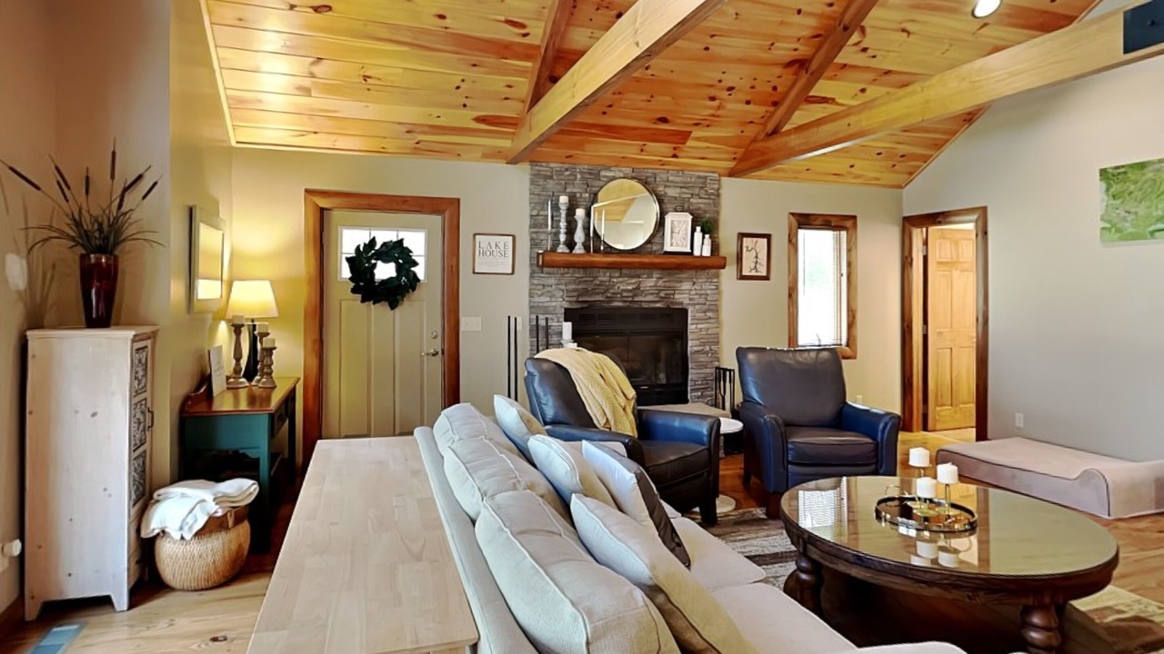 Photo of Livingroom in Blakeslee