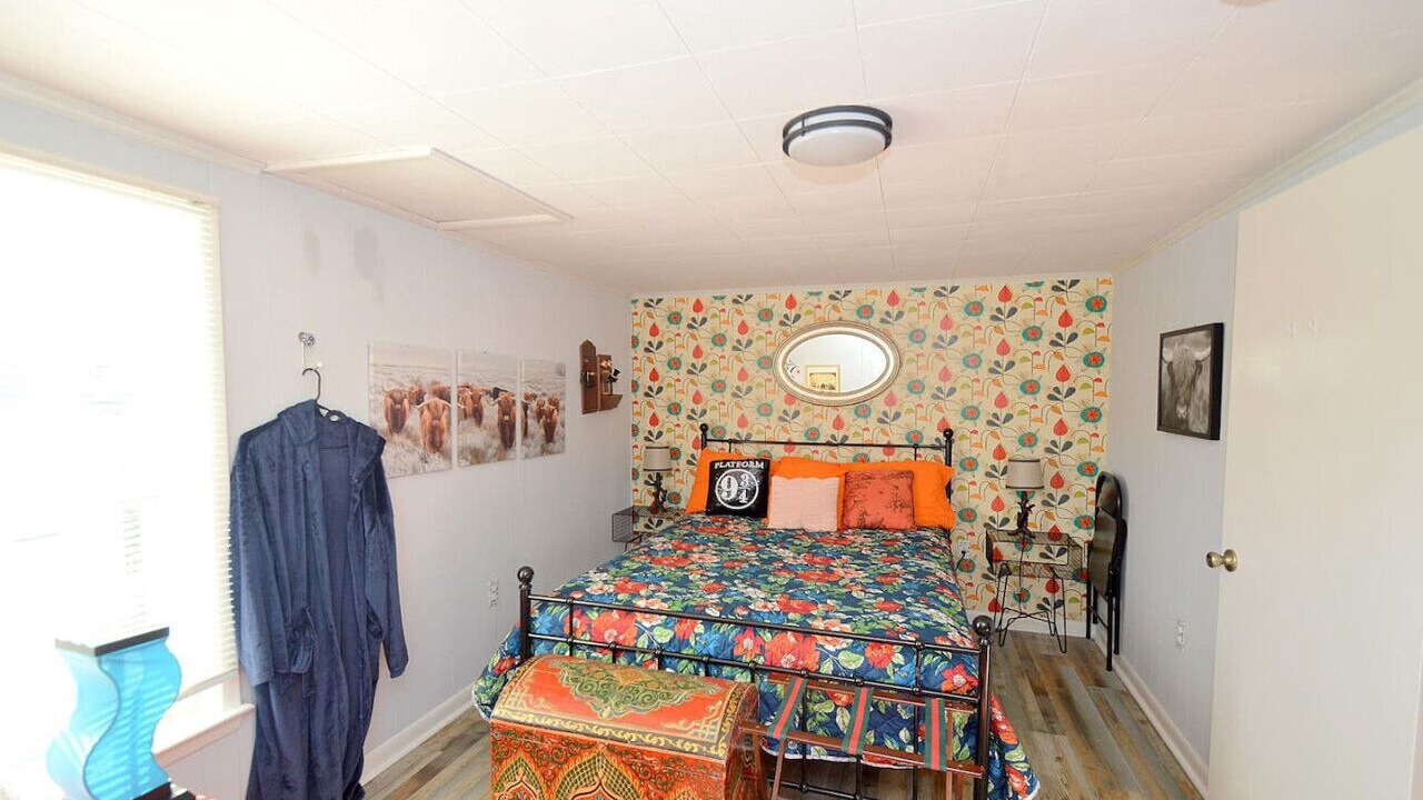 Photo of Bedroom in Berkeley Springs