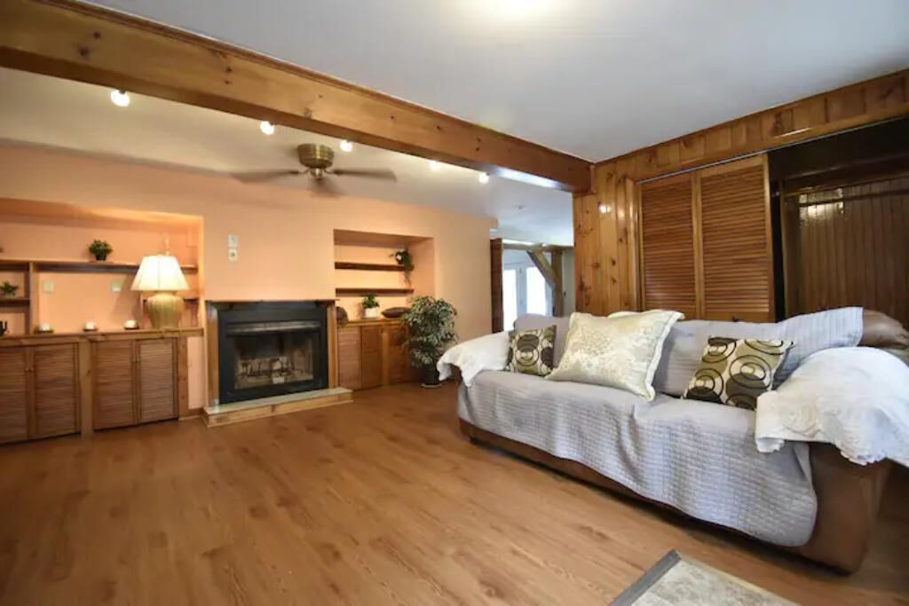 Photo of Livingroom in Mount Hope