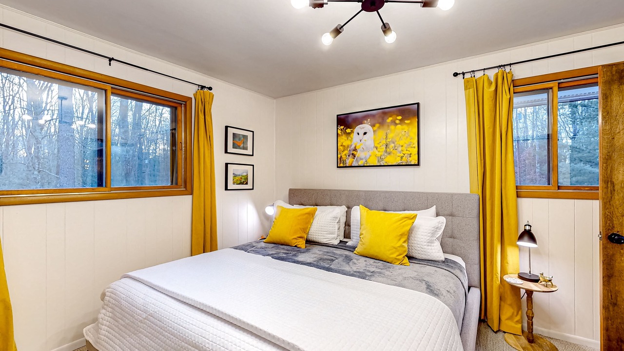 Photo of Bedroom in Crellin