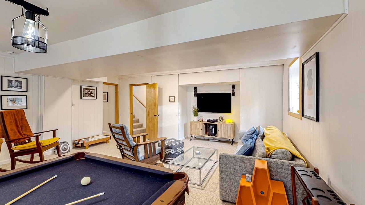 Photo of Livingroom in Crellin