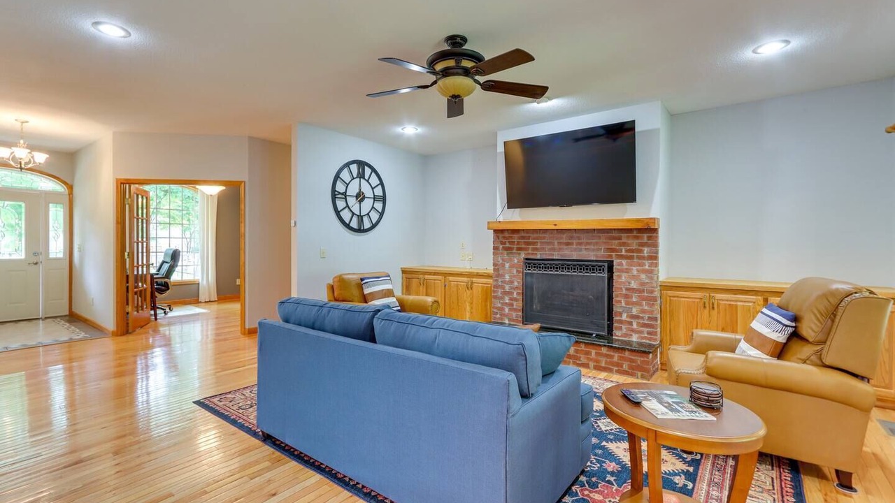 Photo of Livingroom in Murphy