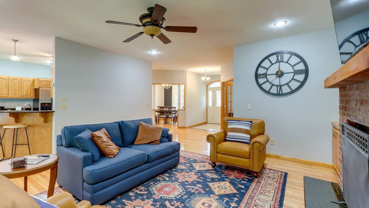 Photo of Livingroom in Murphy