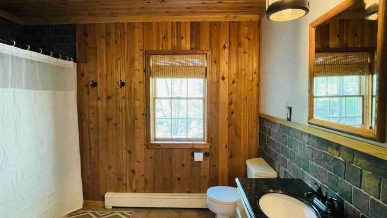 Photo of Bathroom in Brockton