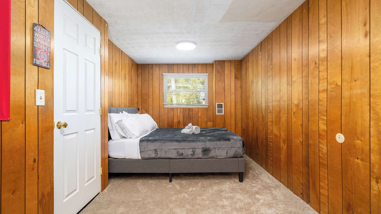Photo of Bedroom in University District