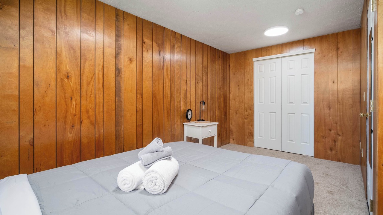 Photo of Bedroom in University District