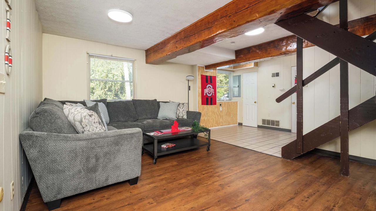 Photo of Livingroom in University District