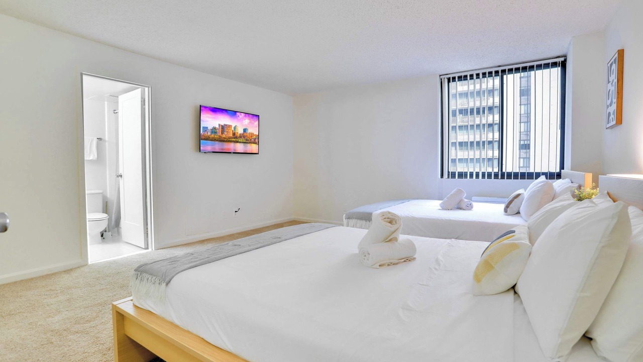 Photo of Bedroom in Crystal City