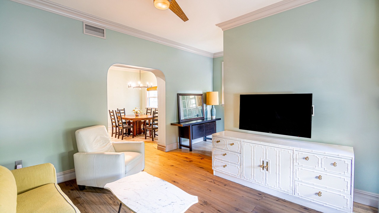 Photo of Livingroom in Weehawken
