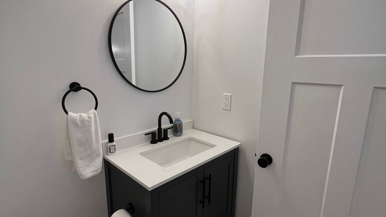 Photo of Bathroom in Lawrenceburg