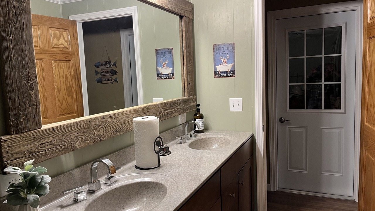 Photo of Bathroom in Mifflintown