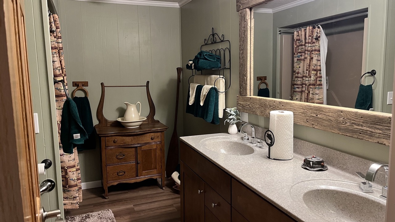 Photo of Bathroom in Mifflintown