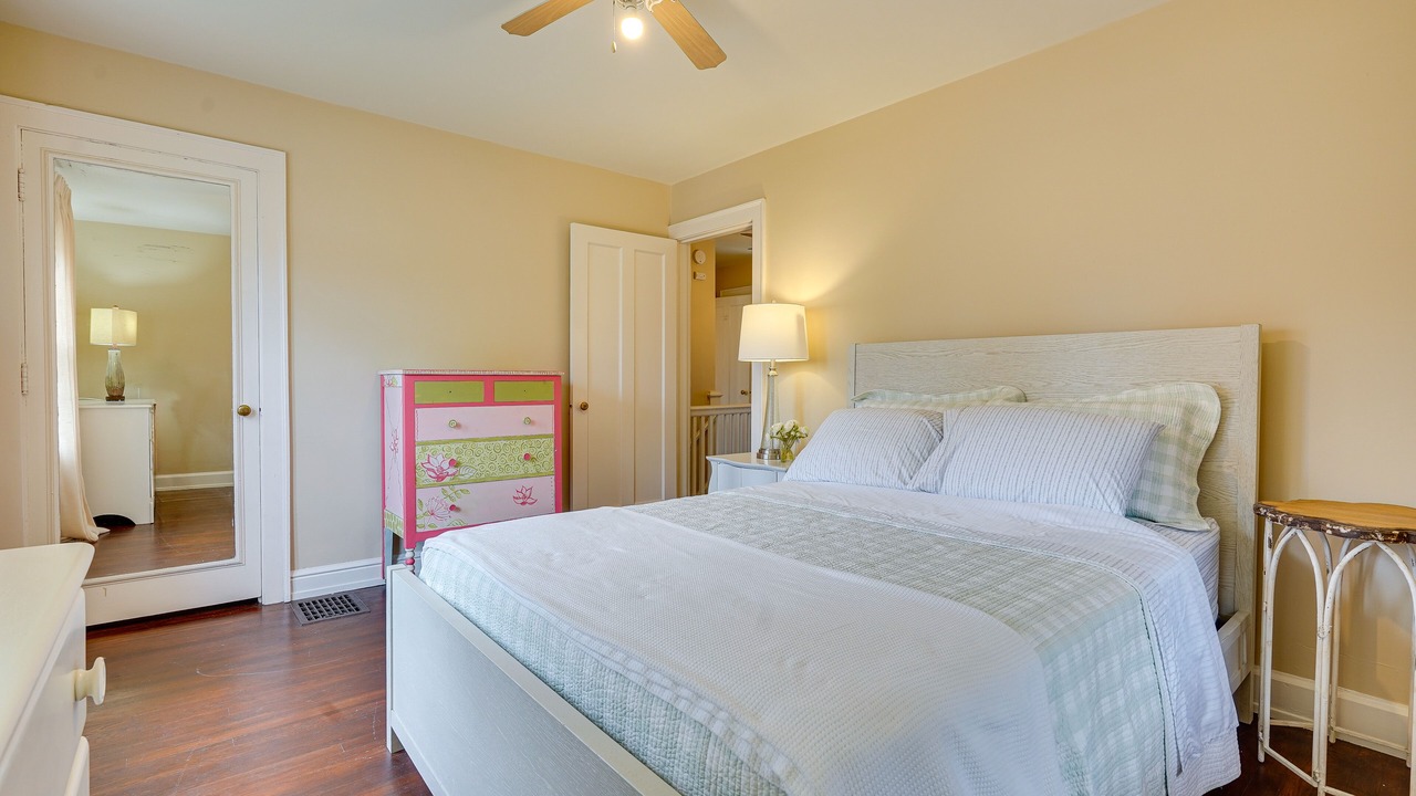 Photo of Bedroom in Zanesville