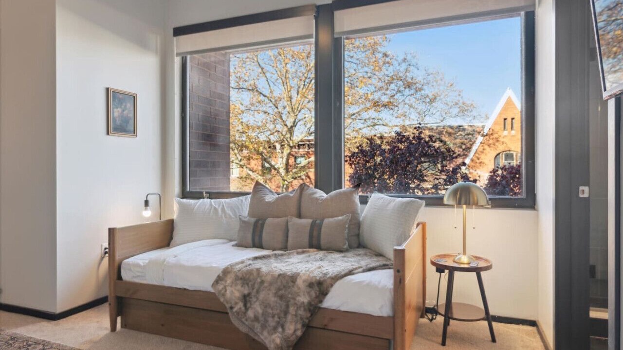 Photo of Bedroom in Fairmount