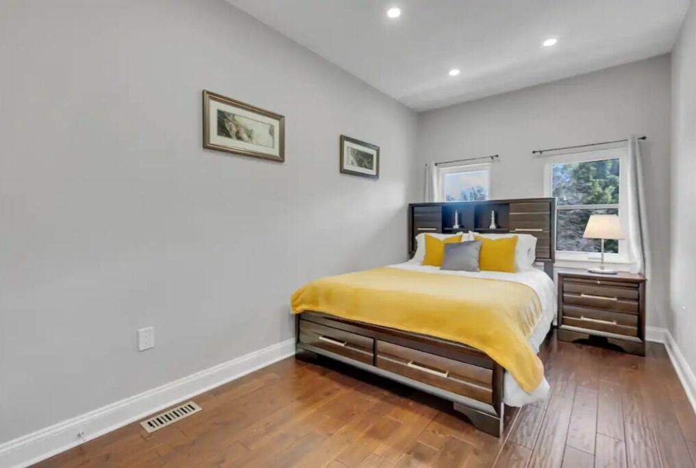 Photo of Bedroom in Near Northeast