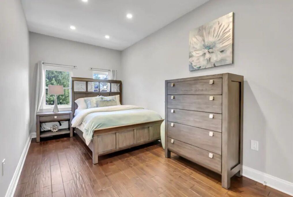 Photo of Bedroom in Near Northeast