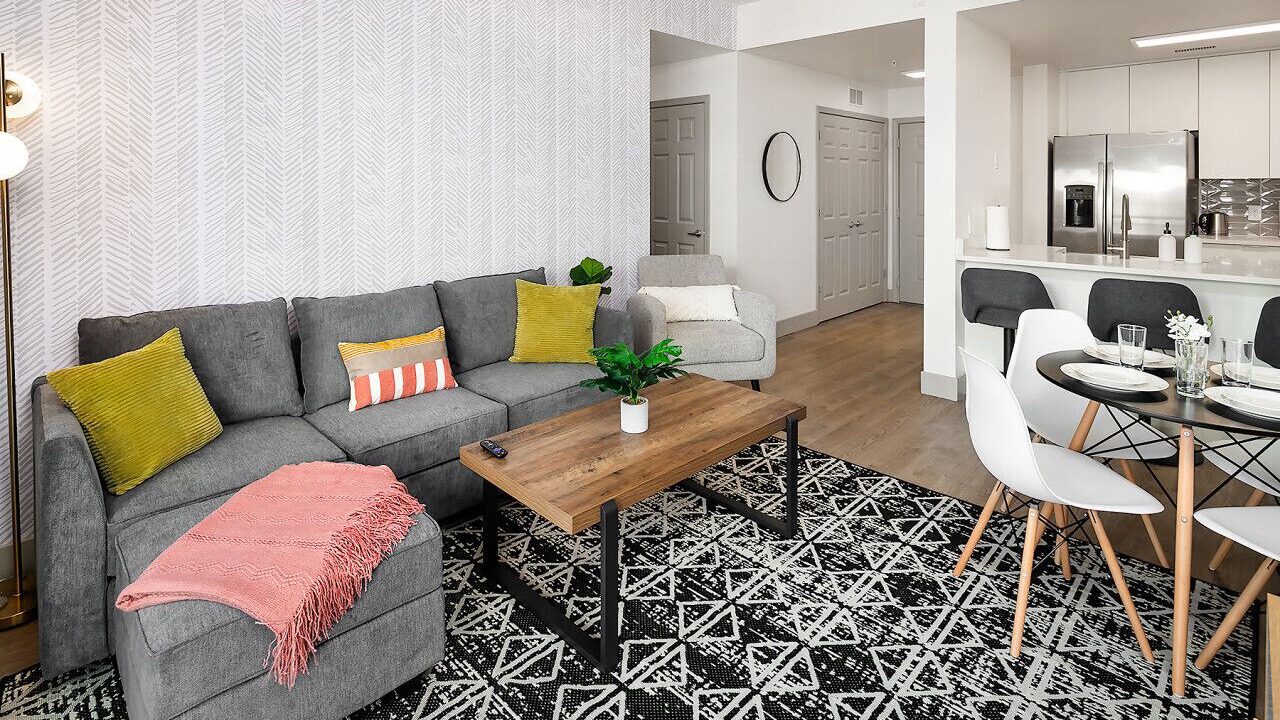 Photo of Livingroom in Charlotte Center City