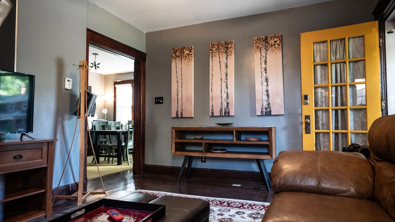 Photo of Livingroom in Latonia