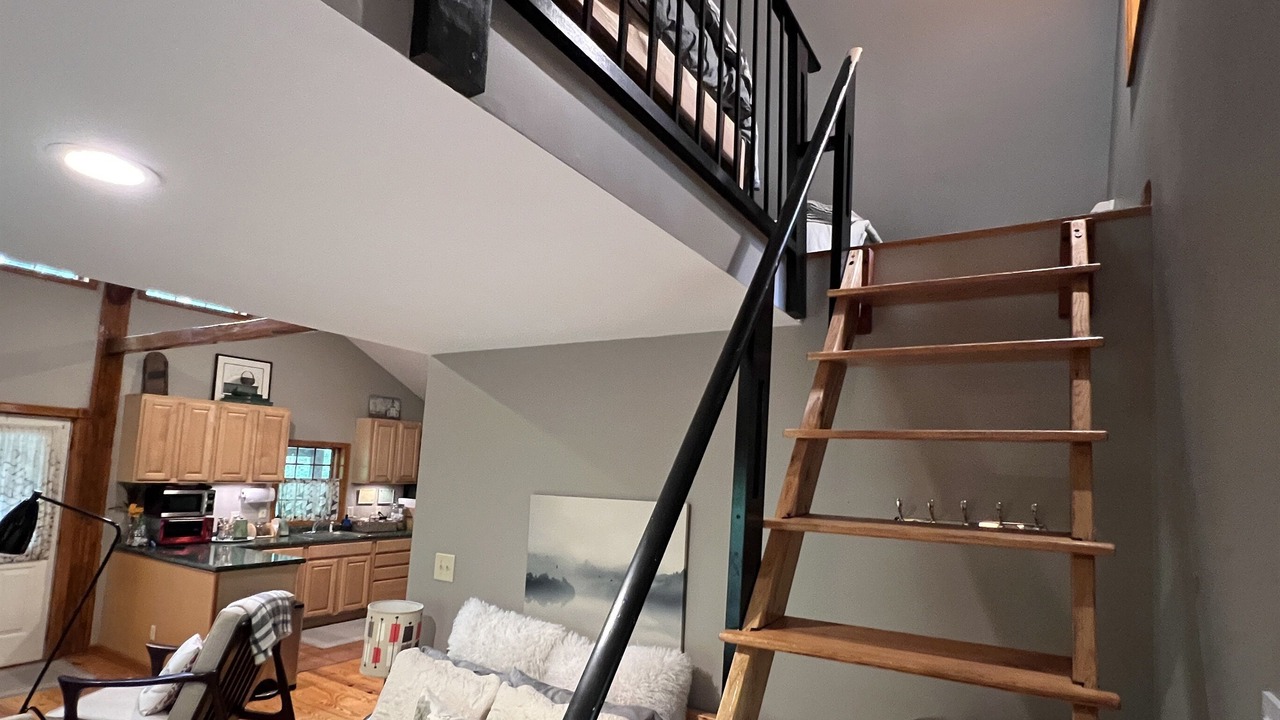 Photo of Livingroom in Bakerton